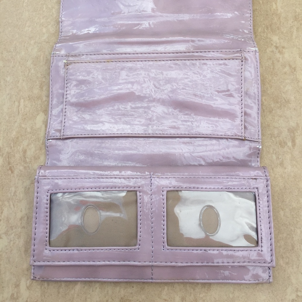 Guess Wallet - Picture 7 of 8